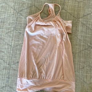 COPY - Lululemon tank top with Built in bra.